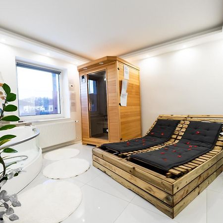 Luxe Apartments ليوتومير المظهر الخارجي الصورة