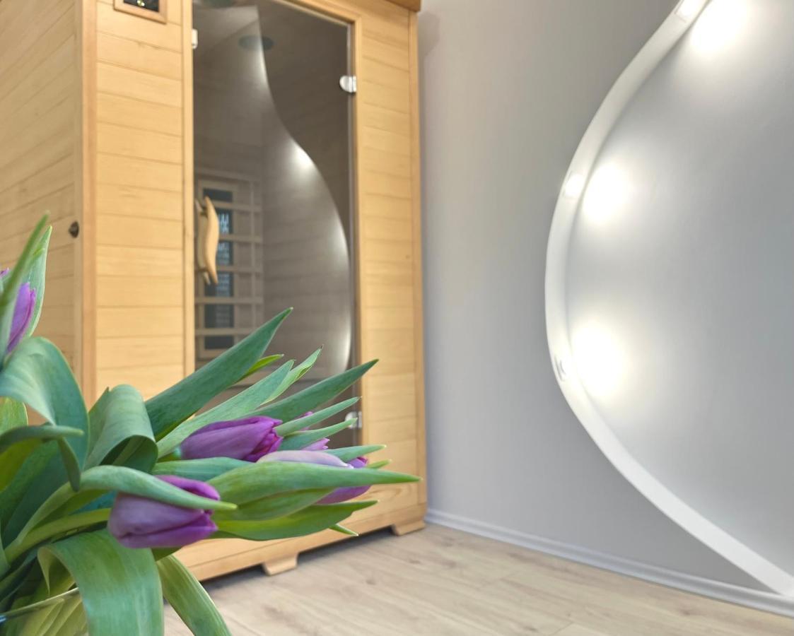 Luxe Apartments ليوتومير المظهر الخارجي الصورة