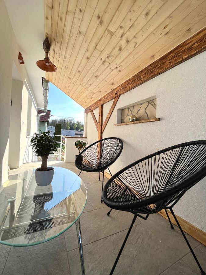 Luxe Apartments ليوتومير المظهر الخارجي الصورة